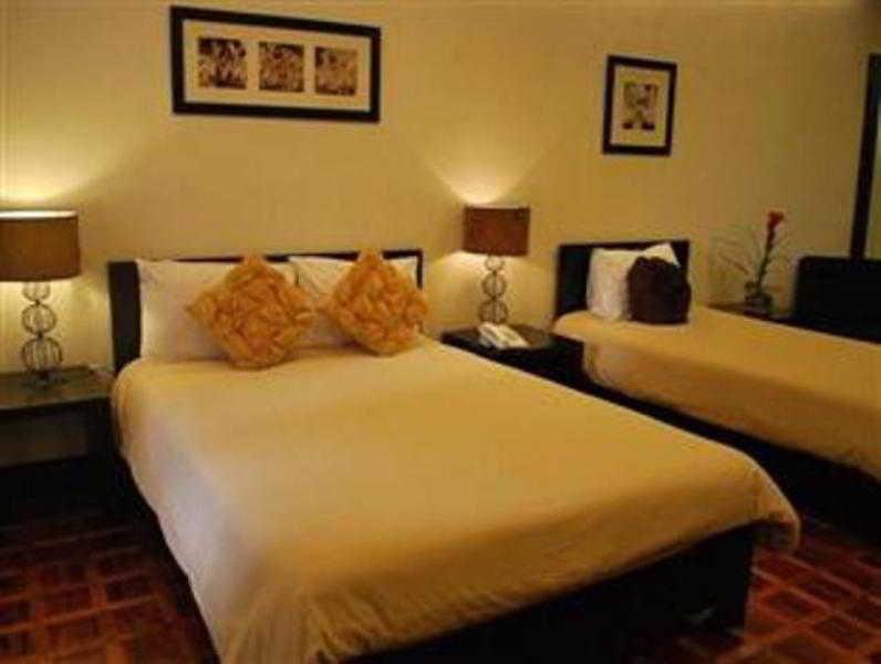 Bsa Mansion Condotel Makati City Exterior photo
